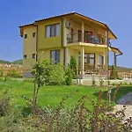 Montemar Villa