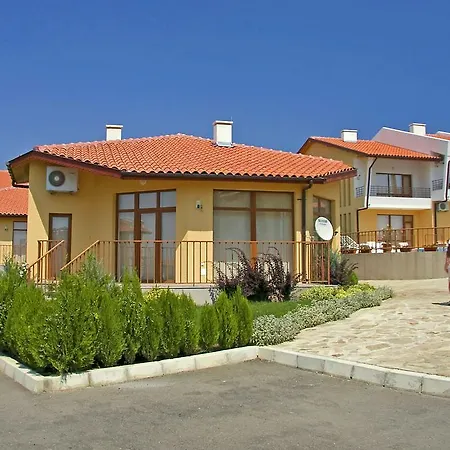 Montemar Villas فيلة