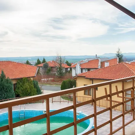 فيلة Montemar Villas
