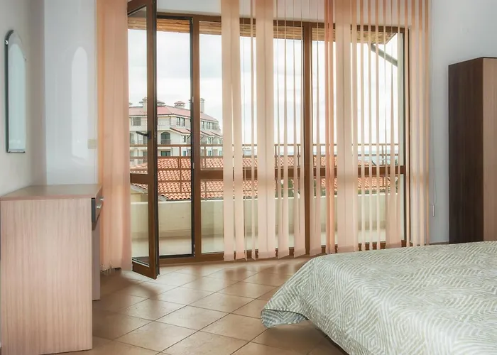 Montemar Луксозна вила *